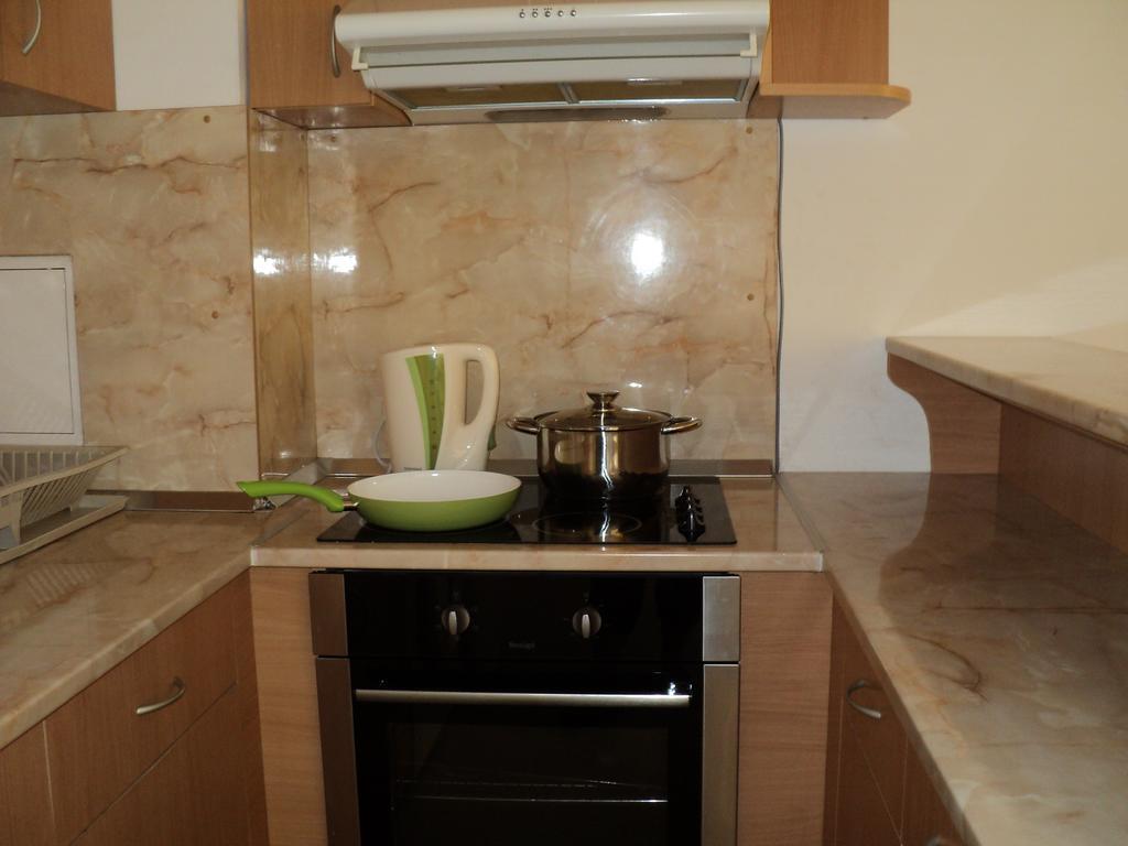 Meni Apartments And Guest Rooms Szozopol Kültér fotó