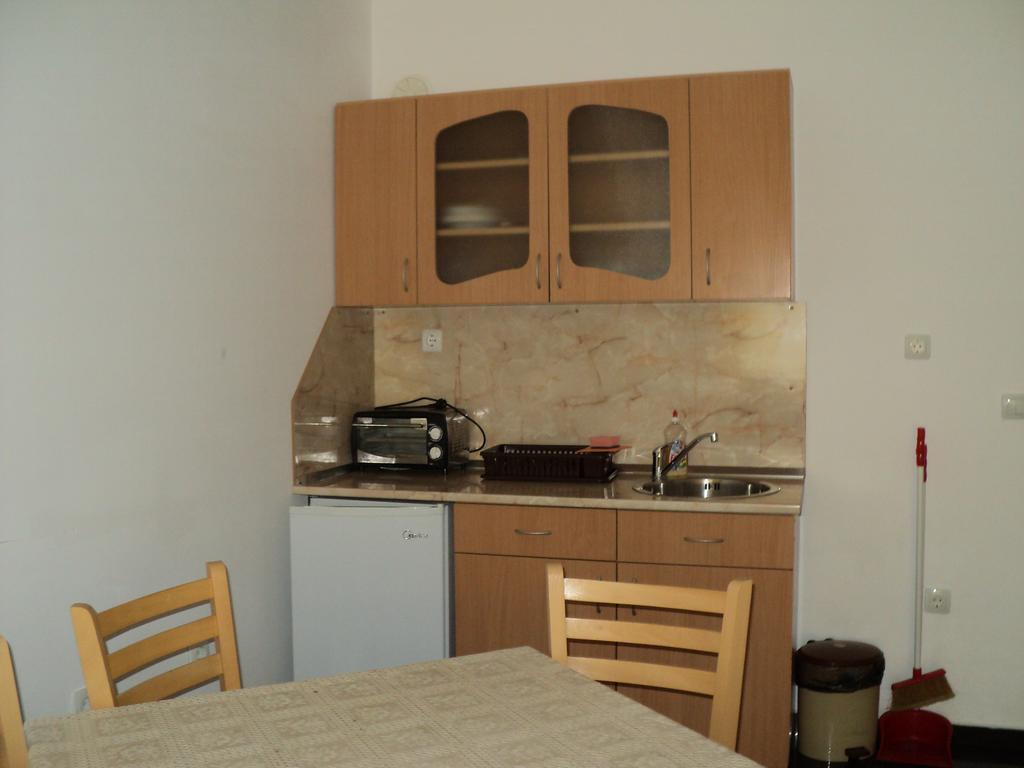 Meni Apartments And Guest Rooms Szozopol Kültér fotó