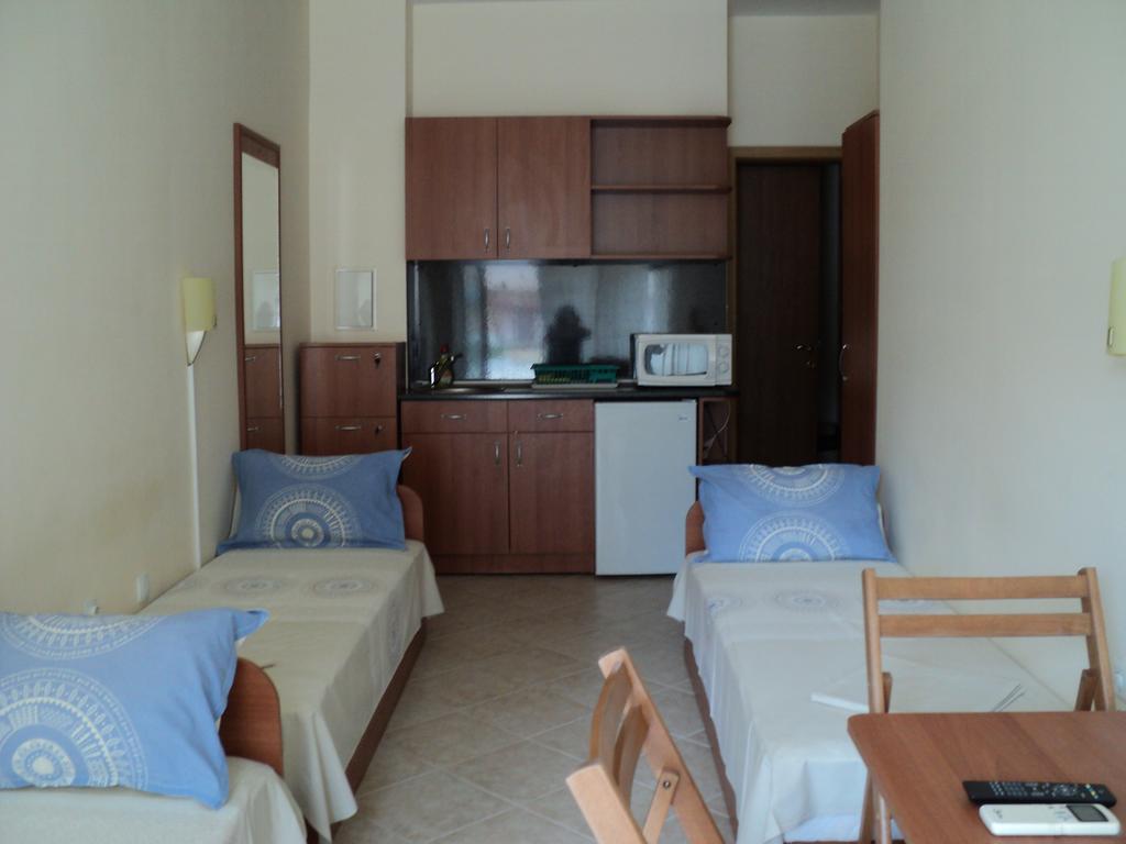 Meni Apartments And Guest Rooms Szozopol Kültér fotó